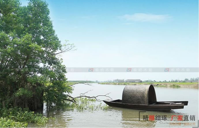 廠家直銷(xiāo)仿古做舊觀光旅游烏篷船 裝飾景觀手劃單蓬木船 小漁船